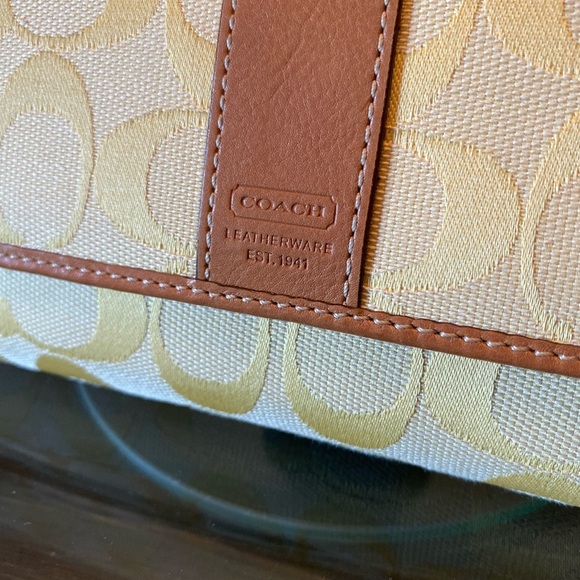 Coach Tan Leather Wallet - Picture 2 of 6